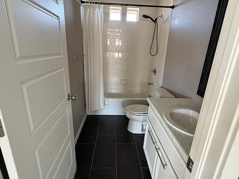 4456 Elegant St — Photo 17