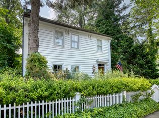 209 Main St, Sag Harbor, NY 11963