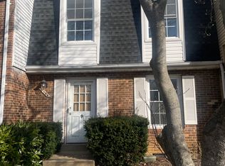 6354 Silver Ridge Cir, Alexandria, VA 22315