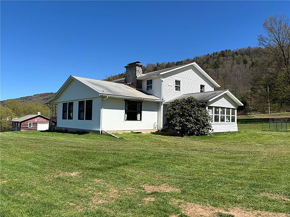 2nd image of 2184 Wells Bridge Rd