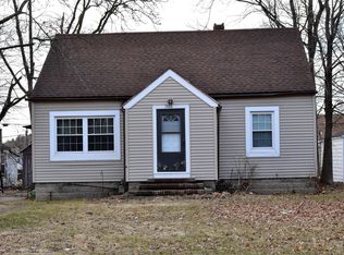 1488 Agard Ave, Benton Harbor, MI 49022