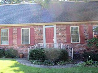 7100 Riviera Dr, Fort Smith, AR 72903