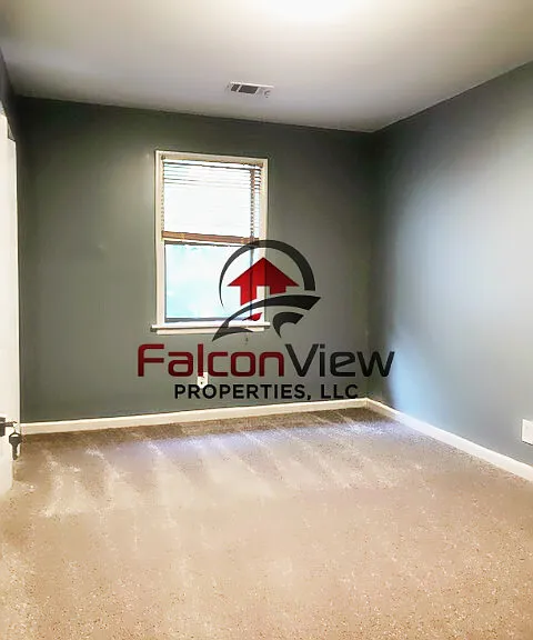 1031 Curran St NW — Photo 27