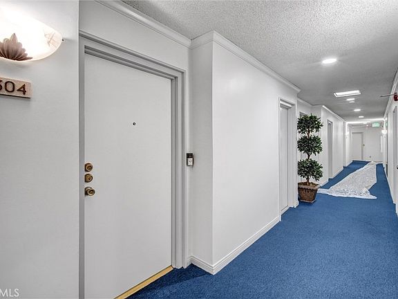 5th image of 972 E State St #304