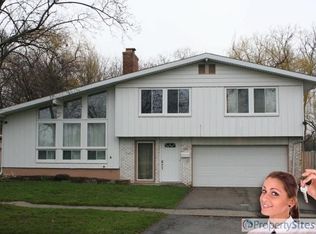 4001 Greenbrook Ln, Flint, MI 48507