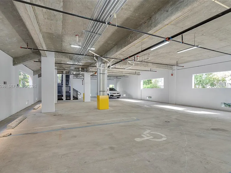 1037 NW 2nd St #3A — Photo 12
