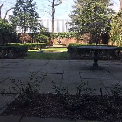 Rented by Kevin J. Carberry | media 25