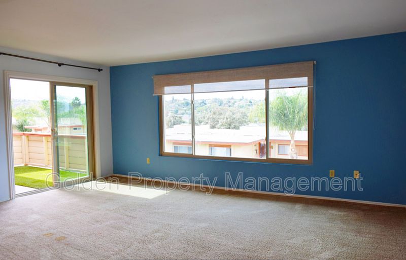 1st image of 6832 Hyde Park Dr
