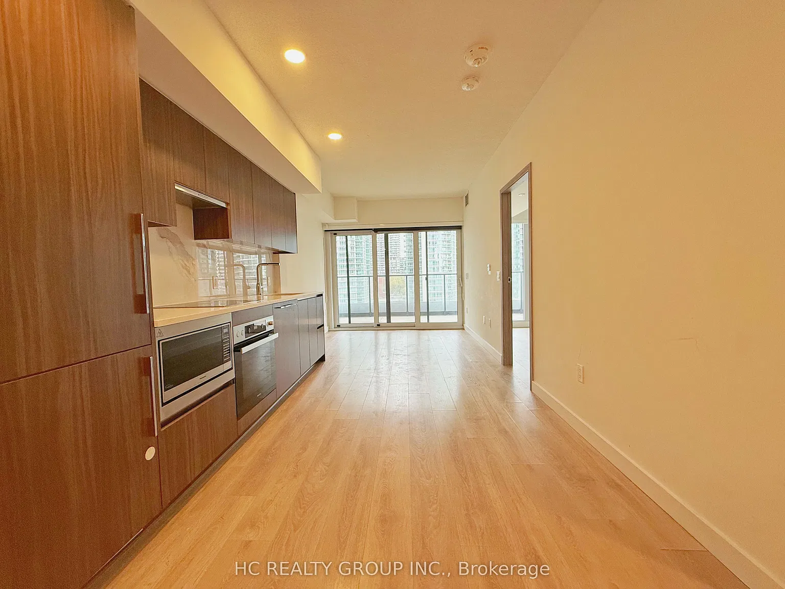 2 bed, $2,450 — Photo 2