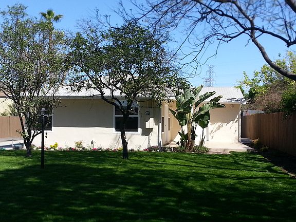 3rd image of 11129 Erwin St