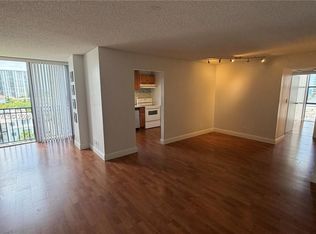 17021 N Bay Rd APT 914, Sunny Isles Beach, FL 33160