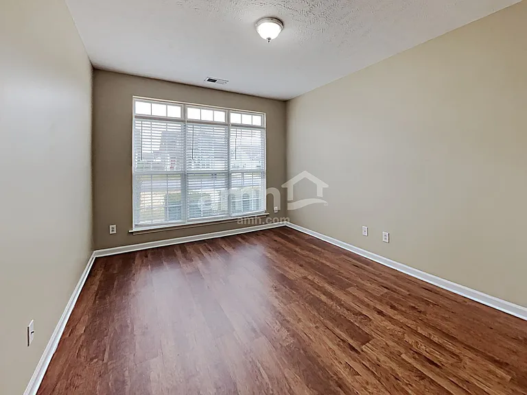 2738 Pepperdine Dr — Photo 9