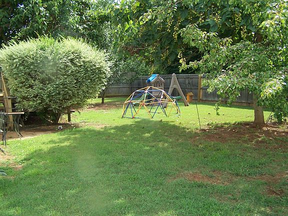 4th image of 3459 Hardwood Dr