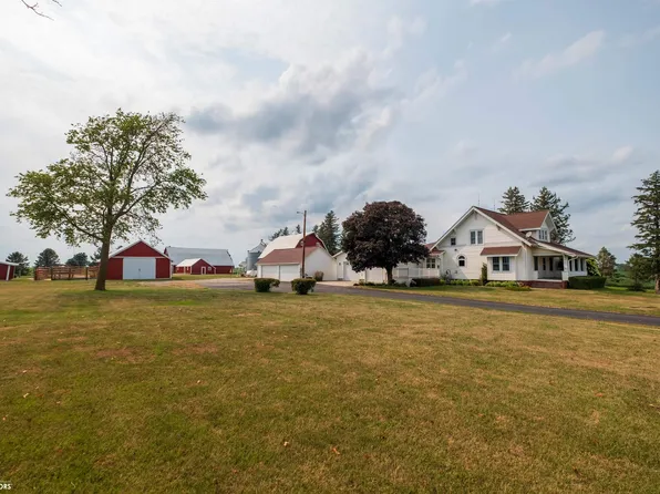2839 Lafayette Ave, Melbourne, IA 50162