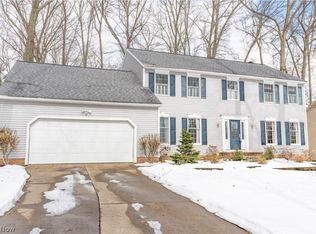 6575 Amblewood St NW, Canton, OH 44718