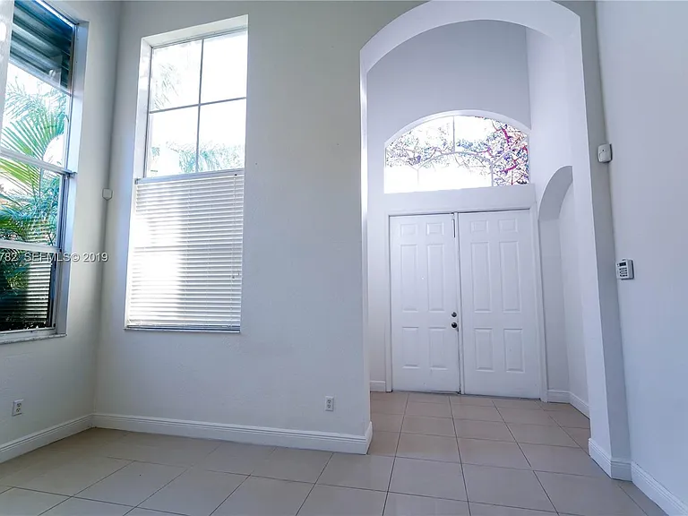 2227 Portofino Ave — Photo 15