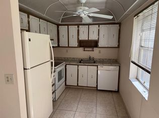 390 Burgundy Ave #I, Delray Beach, FL 33484