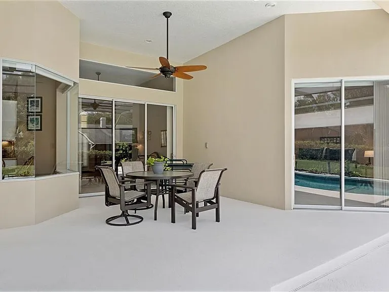 3865 Winding Lake Cir — Photo 36