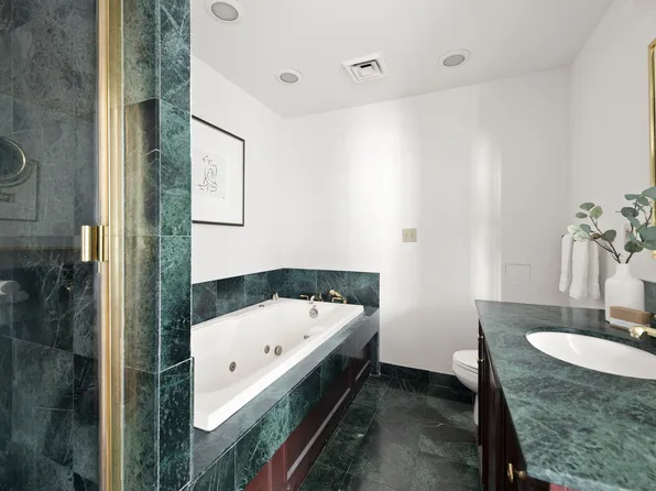 2 East 80th Street image 16 of 24