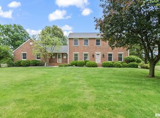 7006 Fulton Rd, New Berlin, IL 62670