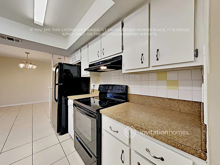 1806 Dodge Cir S — Photo 10