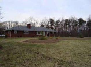 5555 Reidsville Rd, Belews Creek, NC 27009