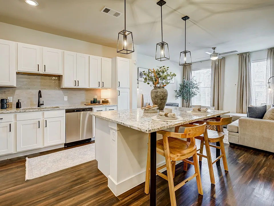 Spacious Kitchen