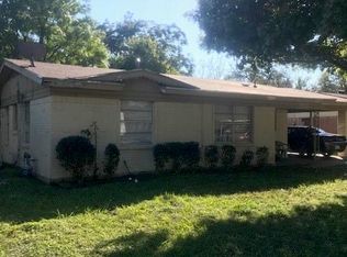 1604 Glynn Oaks Dr, Arlington, TX 76010