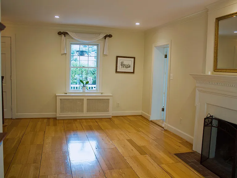 616 Walker Rd — Photo 11