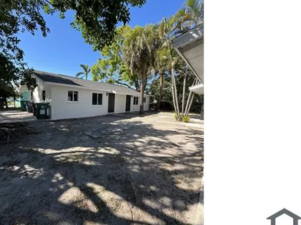 518 12th St W, Palmetto, FL 34221