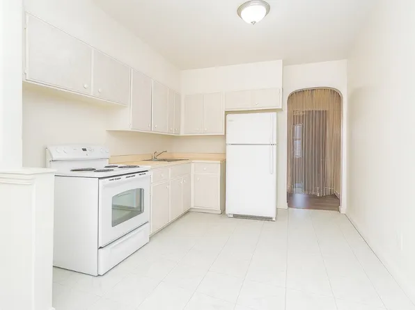 2367 East 28th Street image 11 of 22