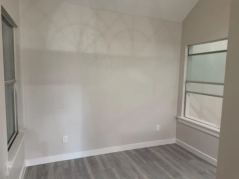 13123 Careywood Dr — Photo 25