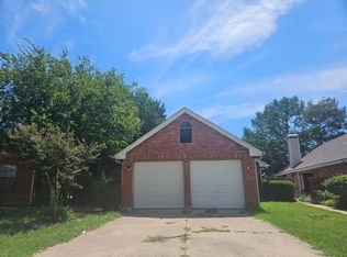 3104 Morning Meadow Ln, Grand Prairie, TX 75052