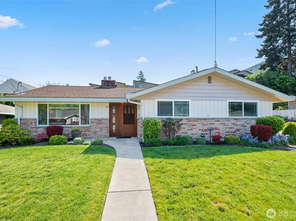555 4th Avenue S, Edmonds, WA 98020