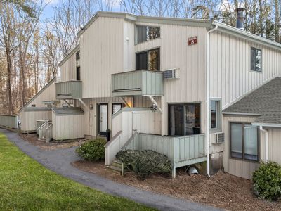 19 Wauwinet Court #19, Guilford, CT, 06437