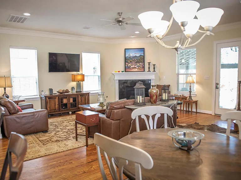 7604 Janak Dr — Photo 30
