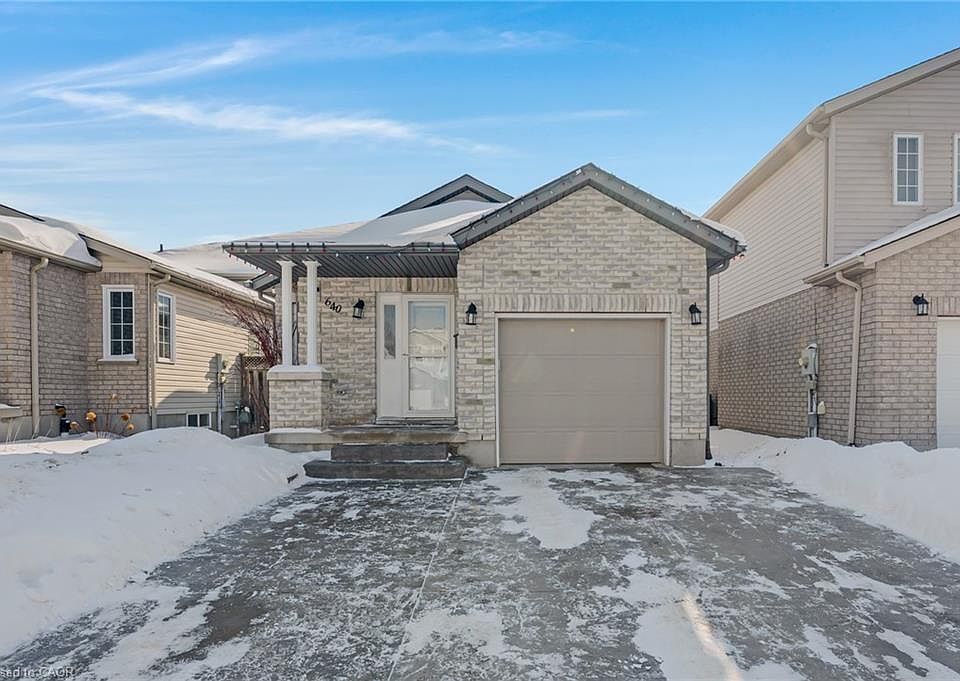 1st image of 640 Langlaw Dr