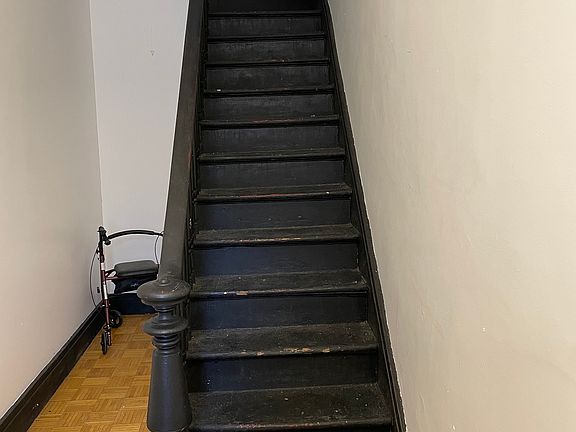 2nd image of 373 Westervelt Ave #3A