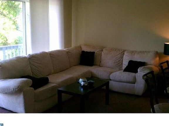 2nd image of 157 Kenwood Dr