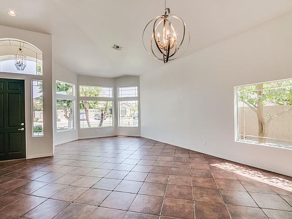 5th image of 6463 W Victoria Ln