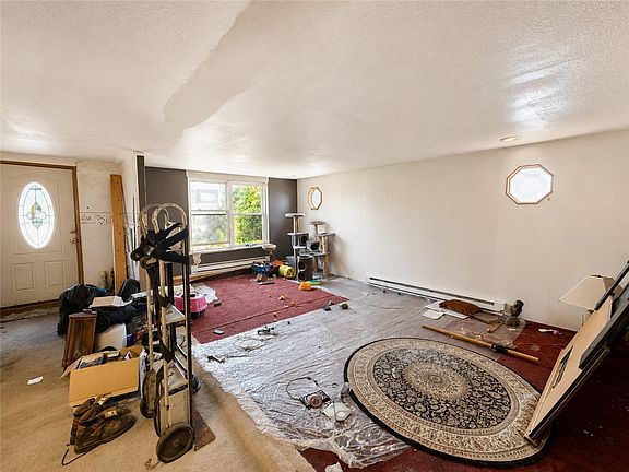 3rd image of 420 6th St