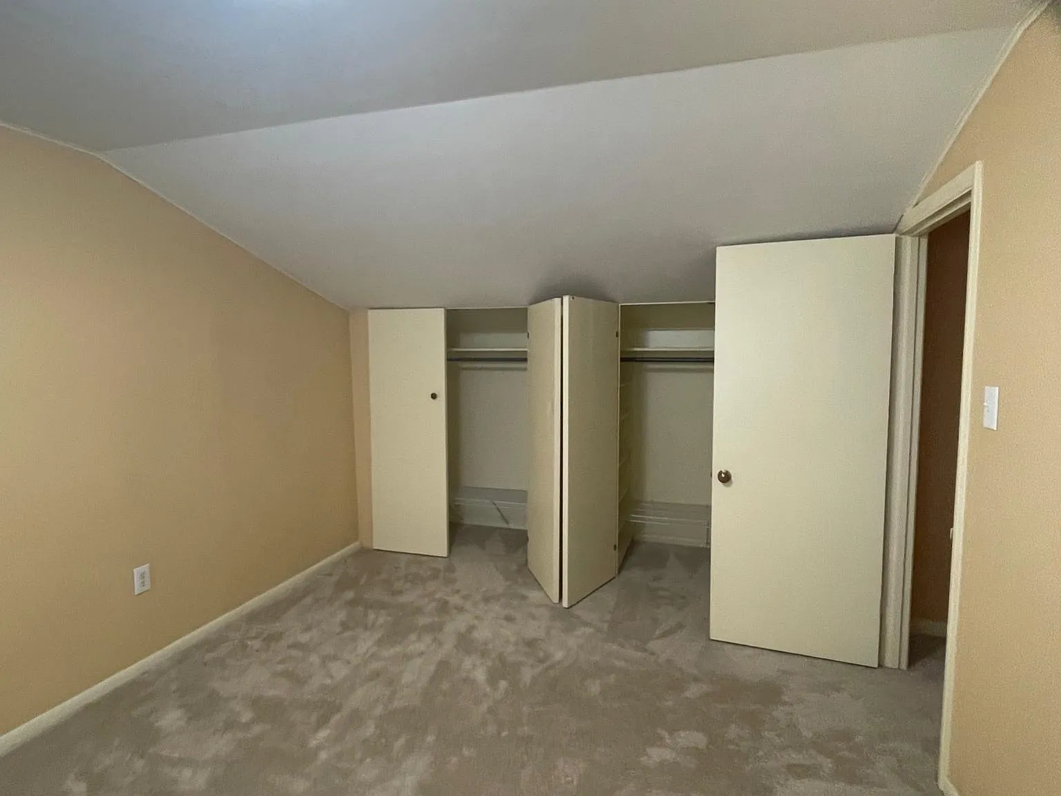 2 bed, 938 sqft, $1,850 — Photo 4