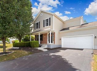 1085 Georgesville Green Dr, Columbus, OH 43228