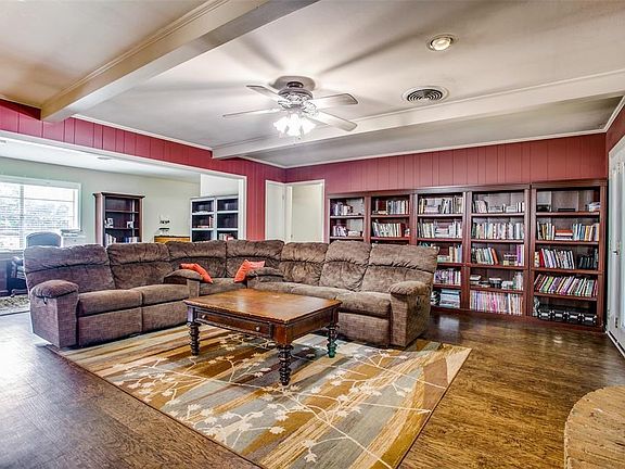 2nd image of 2304 Madison Cir