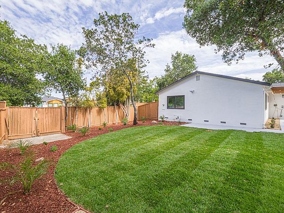 5th image of 1631 Fawn Ct