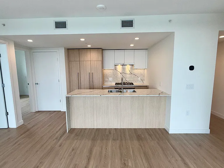 2135 Springer Ave #3108 — Photo 5