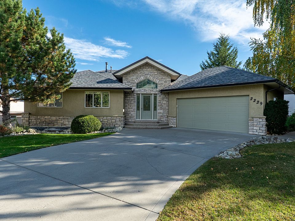 1st image of 2229 Capistrano Dr