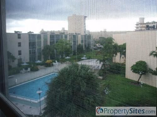 4th image of 1660 NE 191st St APT 403-1