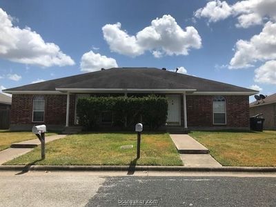 904 Kalanchoe Ct #A-B, College Station, TX, 77840