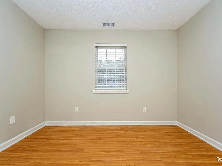 124 Spring Valley Cir — Photo 7